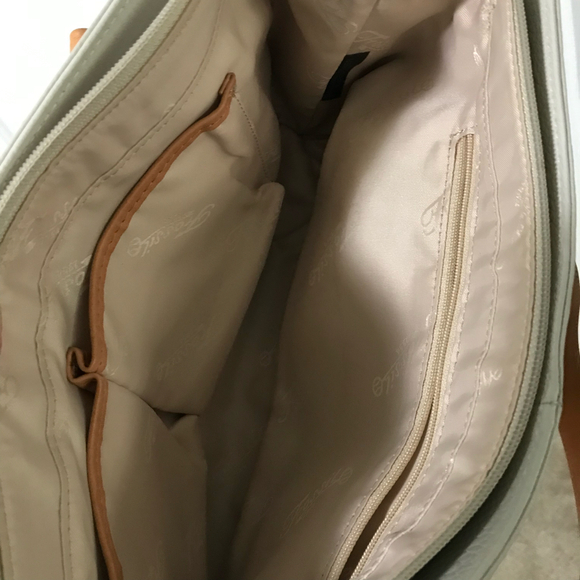 Fossil Vintage Cream with Tan Accent Leather Silver Key Purse - Picture 8 of 9